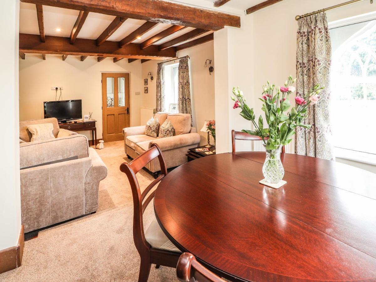 Springfield Cottage Wrexham Exterior foto